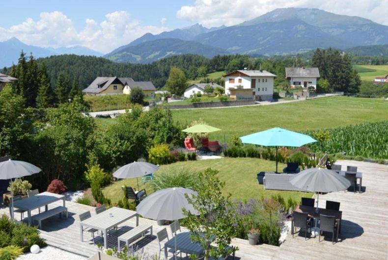 B & B Gmeineck ゼーボーデン エクステリア 写真